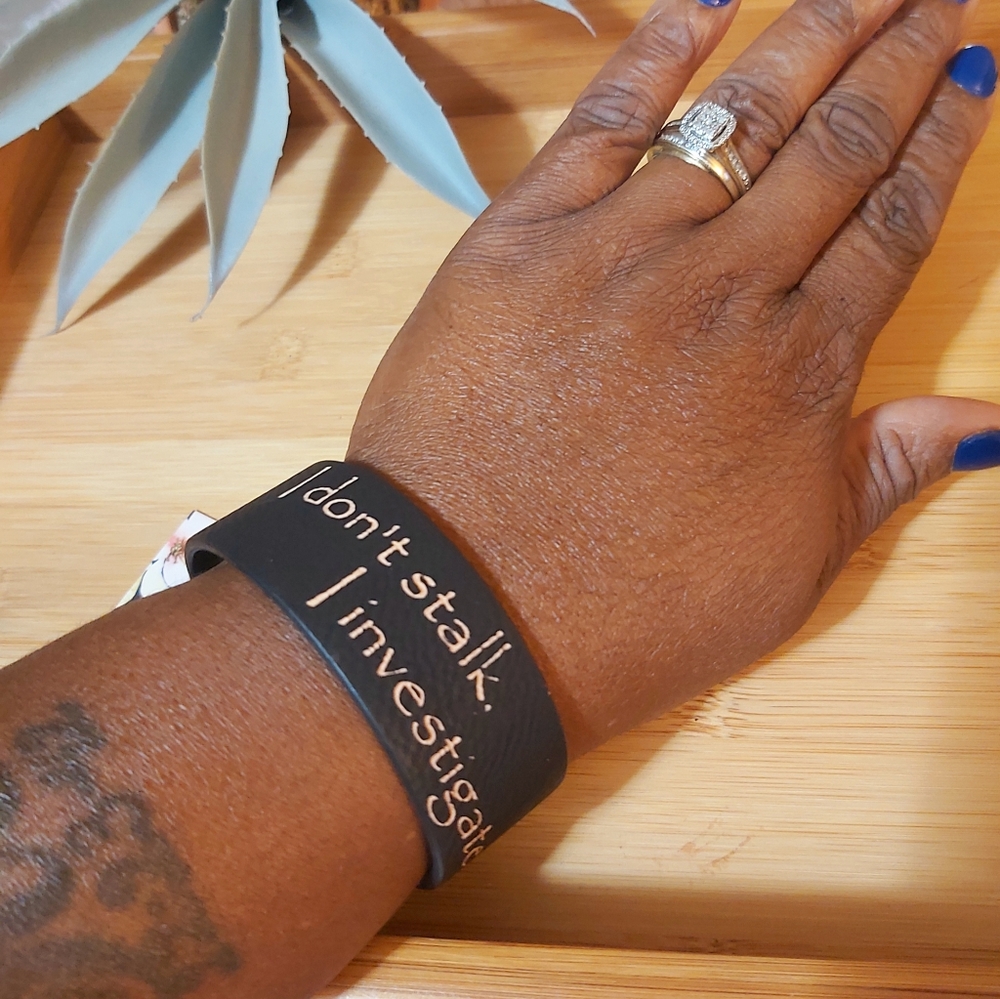 Cuff Bracelet - Picture 6 of 7
